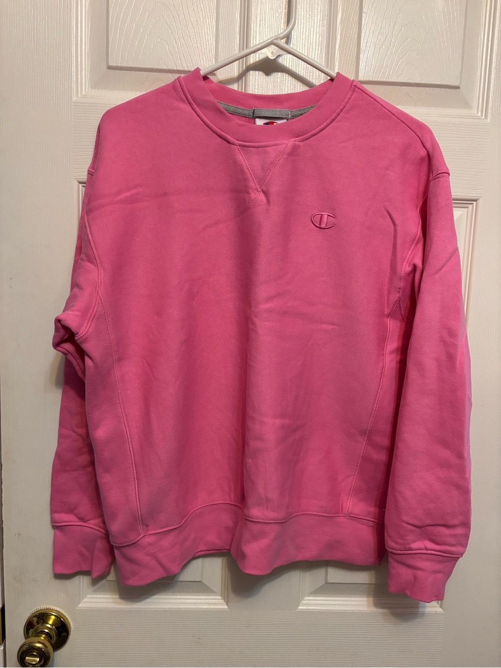 Women’s Pink Champion Pullover Crewneck Sweatshirt - Medium